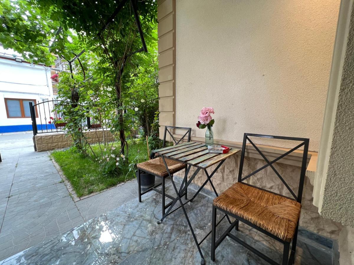 Hotel Boutique Cathedral Plaza Residences Room For Rent Downtown Bucureşti Eksteriør bilde