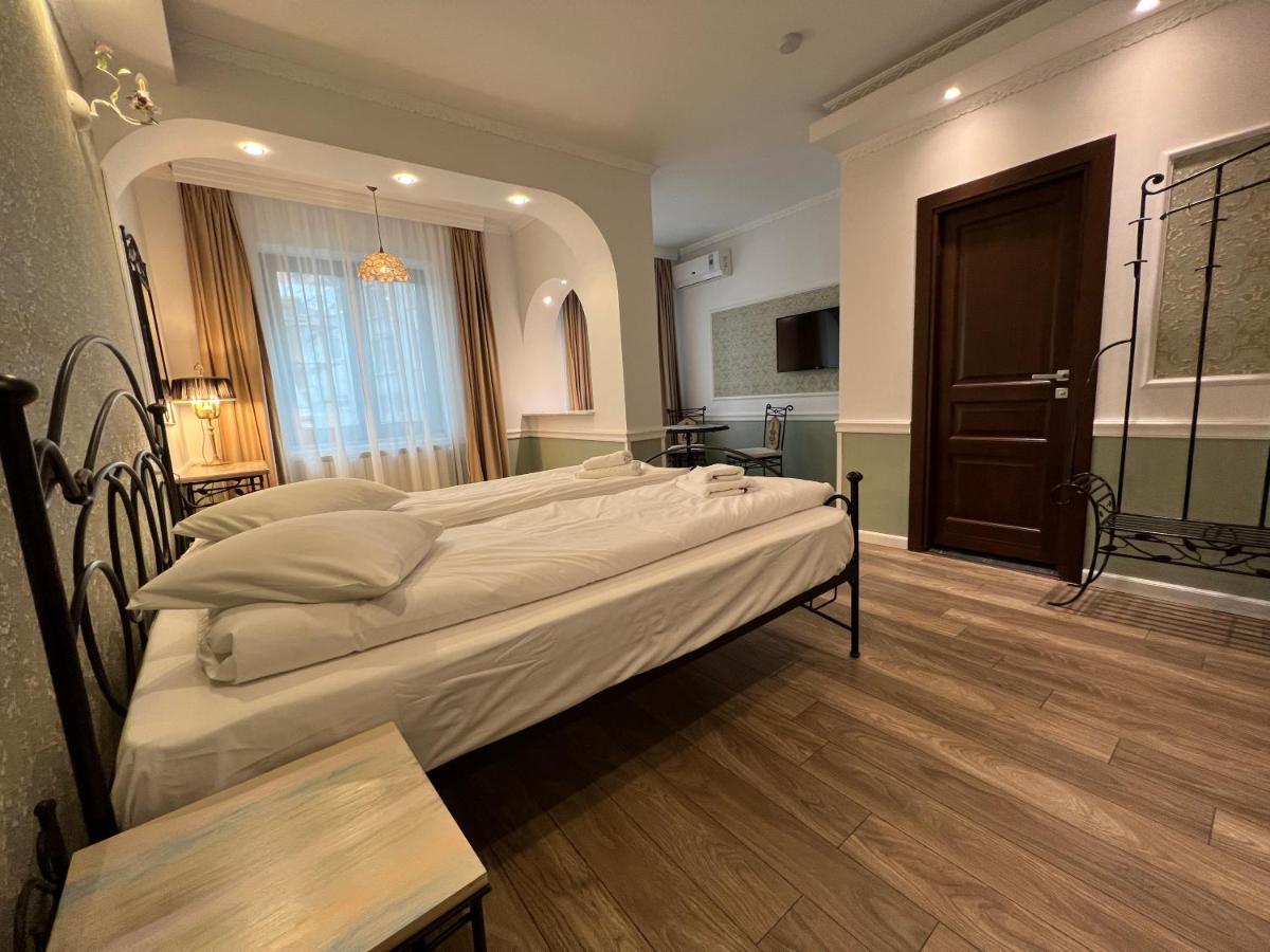 Hotel Boutique Cathedral Plaza Residences Room For Rent Downtown Bucureşti Eksteriør bilde
