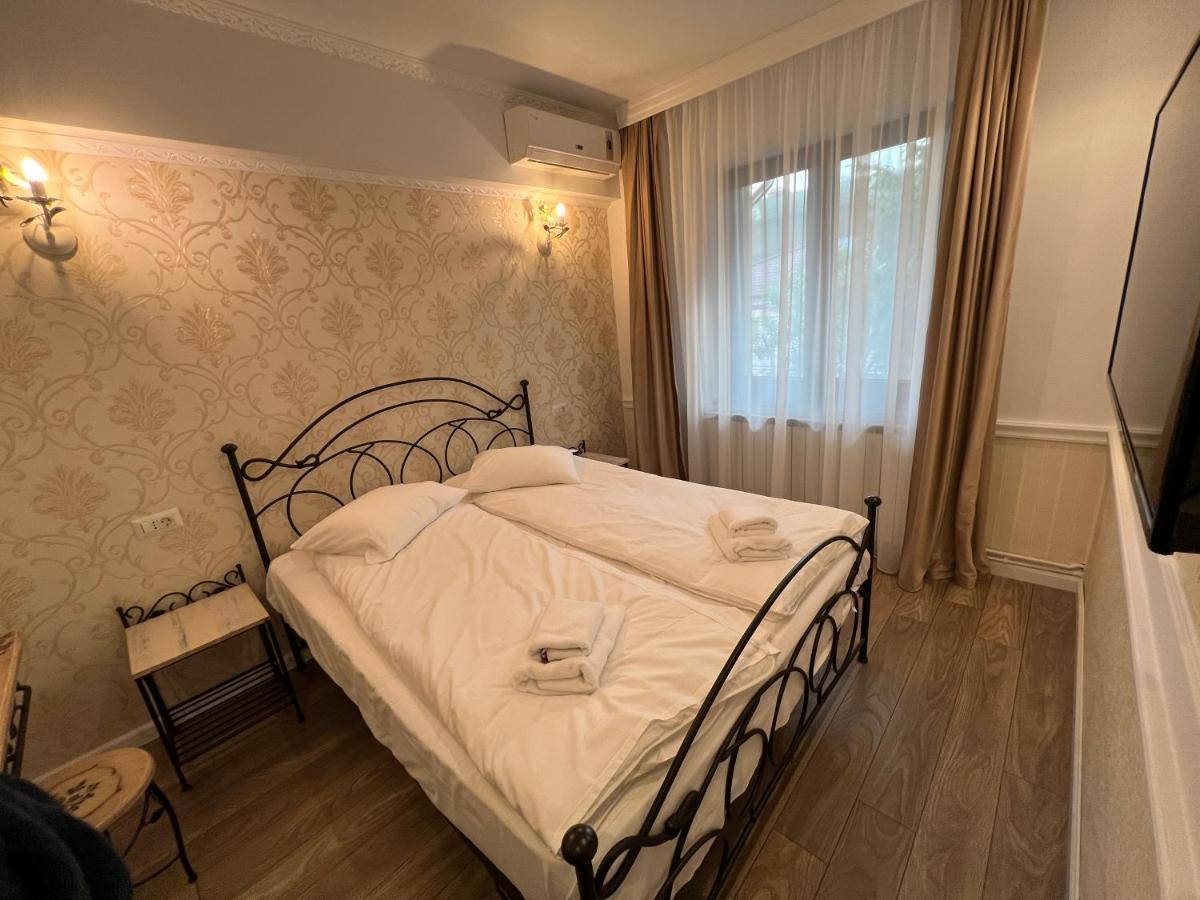 Hotel Boutique Cathedral Plaza Residences Room For Rent Downtown Bucureşti Eksteriør bilde