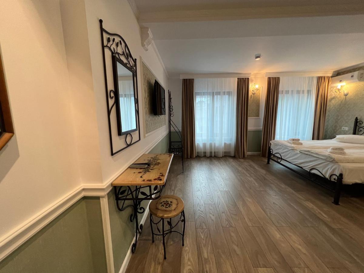 Hotel Boutique Cathedral Plaza Residences Room For Rent Downtown Bucureşti Eksteriør bilde