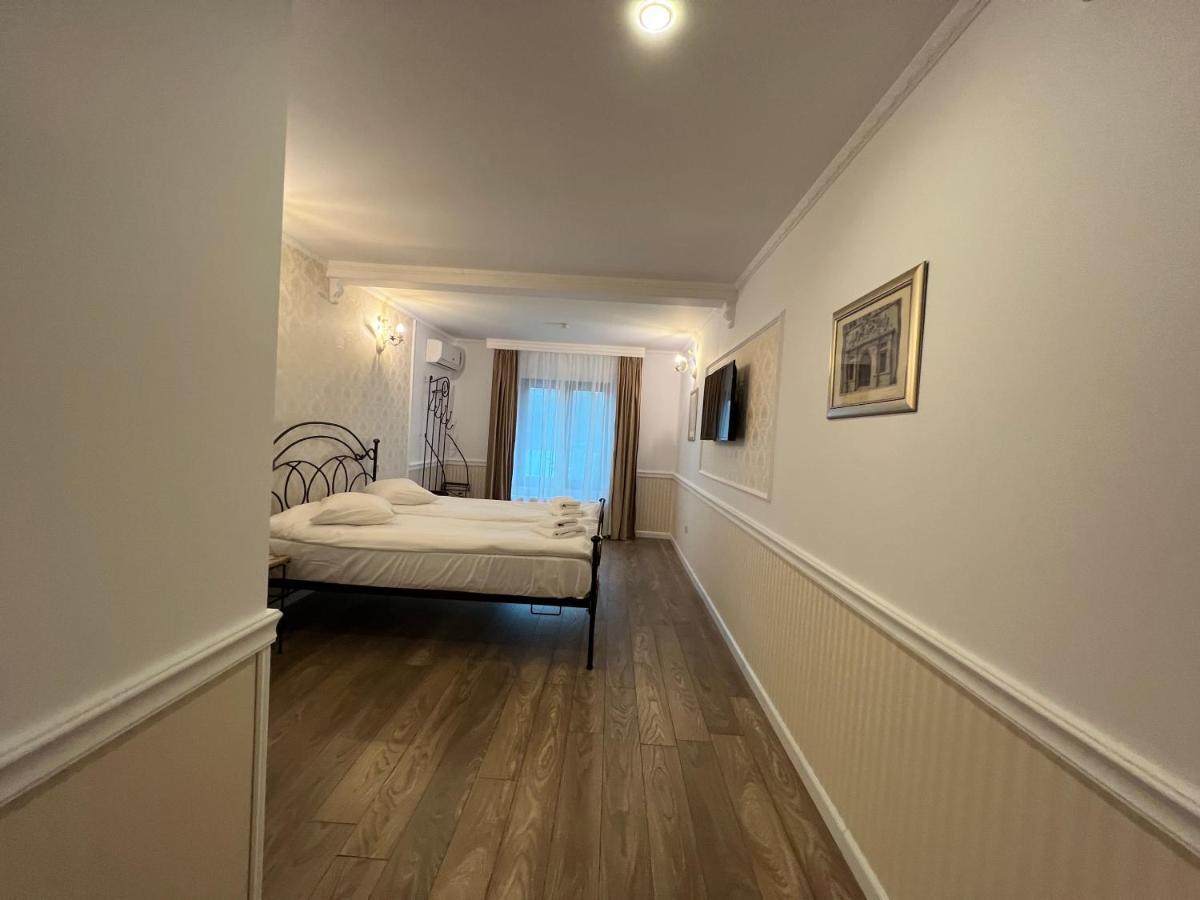 Hotel Boutique Cathedral Plaza Residences Room For Rent Downtown Bucureşti Eksteriør bilde