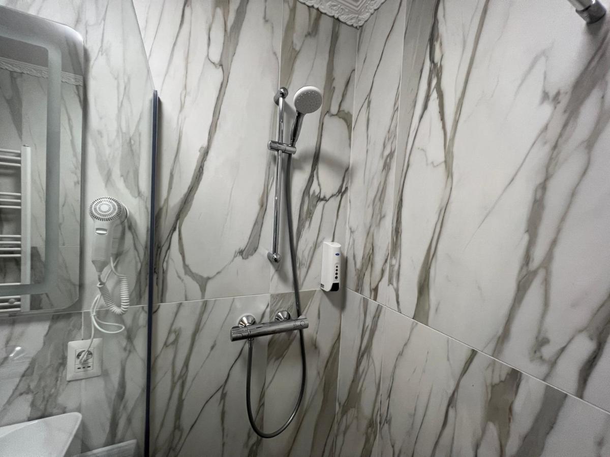 Hotel Boutique Cathedral Plaza Residences Room For Rent Downtown Bucureşti Eksteriør bilde