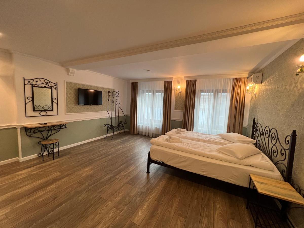 Hotel Boutique Cathedral Plaza Residences Room For Rent Downtown Bucureşti Eksteriør bilde