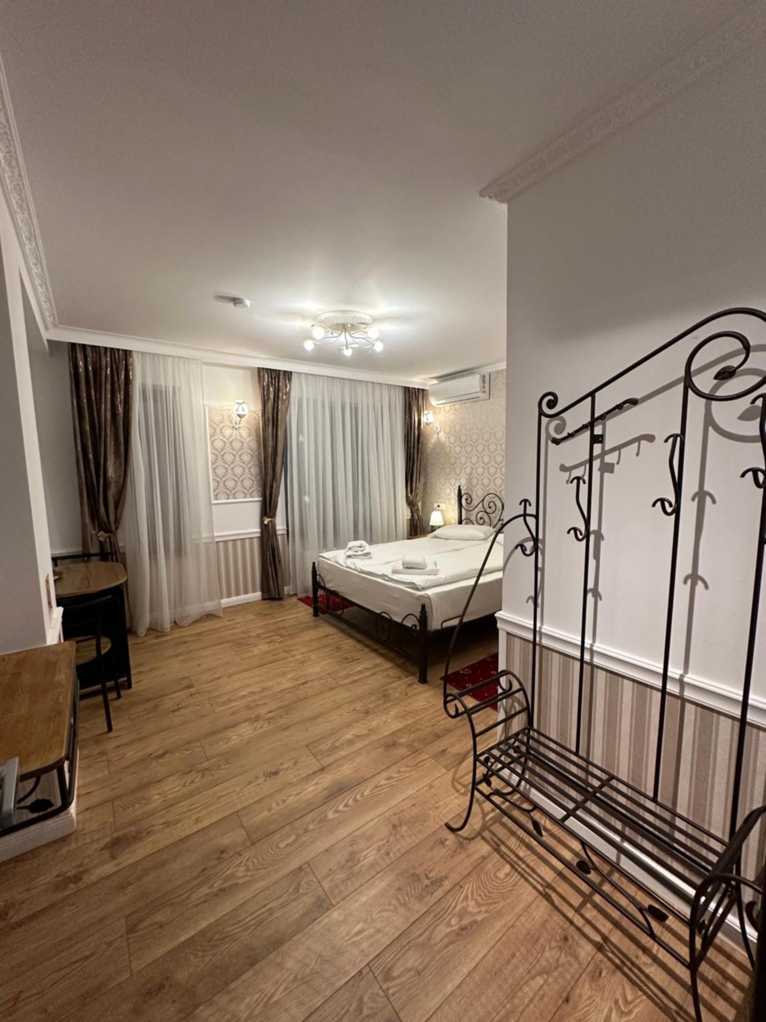 Hotel Boutique Cathedral Plaza Residences Room For Rent Downtown Bucureşti Eksteriør bilde