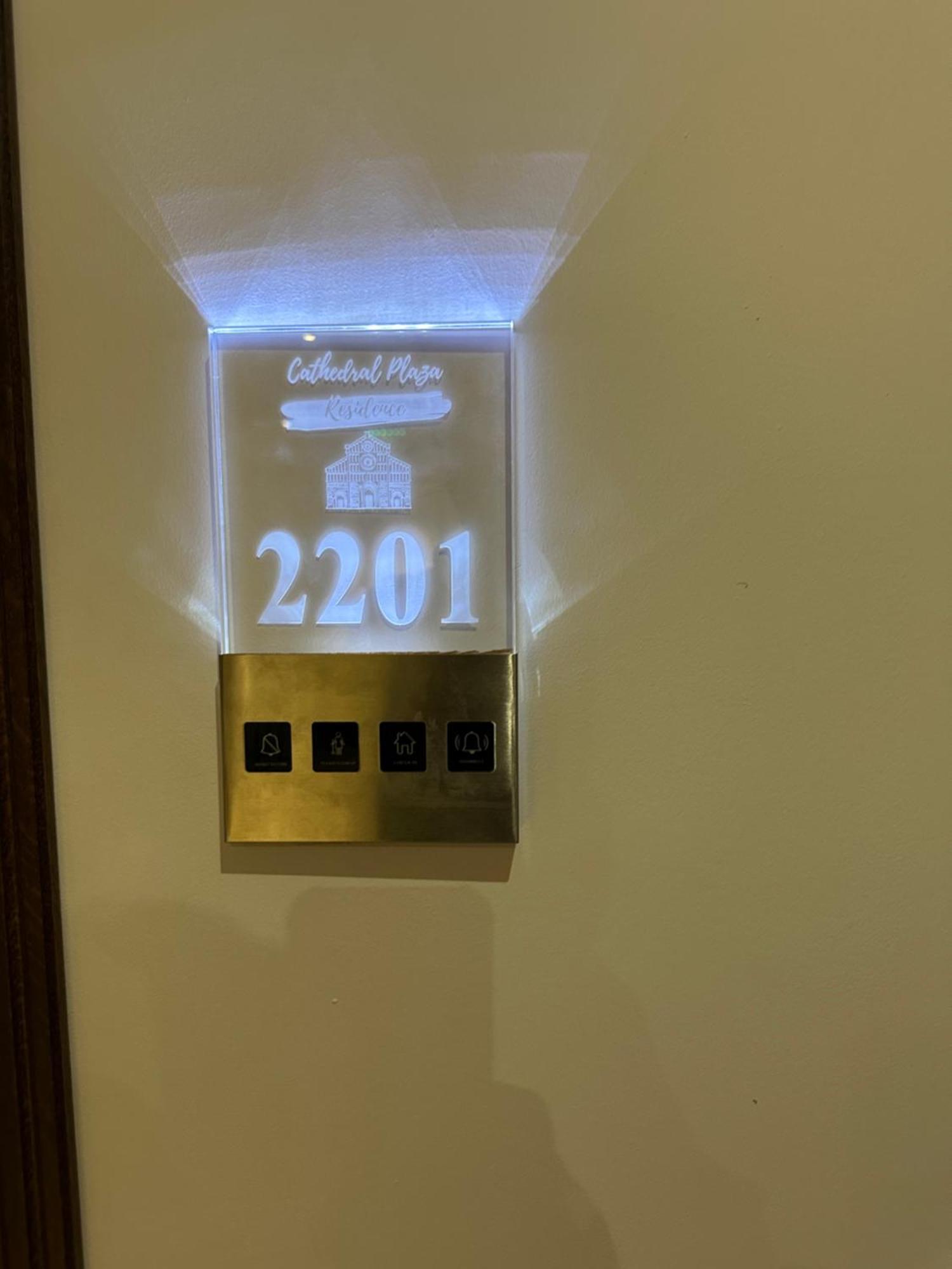 Hotel Boutique Cathedral Plaza Residences Room For Rent Downtown Bucureşti Eksteriør bilde